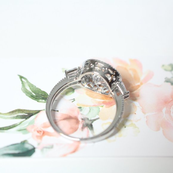 🌸Sterling Silver Solitaire Halo Victorian Antique Diamond Ring  Size 7 - Picture 6 of 9